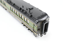 Load image into Gallery viewer, HO Brass CIL - Challenger Imports NP - Northern Pacific HW Dining Car Factory Painted Pine Tree No. 1693
