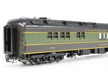Load image into Gallery viewer, HO Brass CIL - Challenger Imports NP - Northern Pacific HW Dining Car Factory Painted Pine Tree No. 1693
