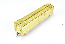 Load image into Gallery viewer, HO Brass OMI - Overland Models, Inc. ATSF - Santa Fe SFRD RR-42 Class 50&#39; Ice Bunker Steel Refrigerator Car
