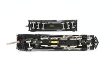 Load image into Gallery viewer, HO Brass CON PFM - Tenshodo GN - Great Northern 4-8-2 Class P-2 Factory Painted Crown #2527 REBOXX
