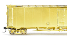 Load image into Gallery viewer, HO Brass OMI - Overland Models, Inc. ATSF - Santa Fe SFRD RR-42 Class 50&#39; Ice Bunker Steel Refrigerator Car

