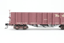 Load image into Gallery viewer, HOn3 Blackstone Models D&amp;RGW - Denver &amp; Rio Grande Western High Side Gondola Flying Grande Herald No. 9206
