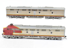 Load image into Gallery viewer, HO Brass Oriental Limited ATSF - Santa Fe EMD E8 A/B 2250 HP Factory Plated and Painted
