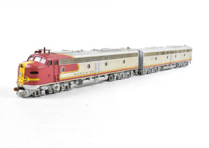 HO Brass Oriental Limited ATSF - Santa Fe EMD E8 A/B 2250 HP Factory Plated and Painted