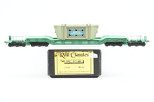 Load image into Gallery viewer, HO Brass Rail Classics PC - Penn Central F-40 Heavy Duty Well Flat Car ws/Load Factory Painted No. 768151
