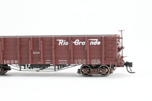 Load image into Gallery viewer, HOn3 Blackstone Models D&amp;RGW - Denver &amp; Rio Grande Western High Side Gondola Flying Grande Herald No. 1039

