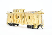 Load image into Gallery viewer, HO Brass Westside Model Co. WP - Western Pacific Outside Brace Cupola Caboose
