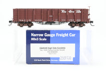 Load image into Gallery viewer, HOn3 Blackstone Models D&amp;RGW - Denver &amp; Rio Grande Western High Side Gondola Flying Grande Herald No. 1039
