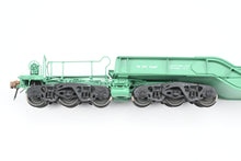 Load image into Gallery viewer, HO Brass Rail Classics PC - Penn Central F-40 Heavy Duty Well Flat Car w/Load Factory Painted No. 768151
