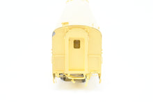 Load image into Gallery viewer, HO Brass A. W. Enterprises NP - Northern Pacific 56-Seat Coach Leg Rest
