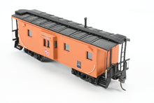 Load image into Gallery viewer, HO Scratch Built MILW - Milwaukee Road Thrall Bay Window Caboose CP No. 992115 REBOXX
