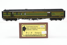 Load image into Gallery viewer, HO Brass W&amp;R Enterprises NP - Northern Pacific Mail &amp; Express Car 1427 - 1430 Factory Painted 1946 NCL No. 1428
