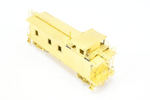 Load image into Gallery viewer, HO Brass OMI - Overland Models, Inc. WP - Western Pacific Wood Caboose 1945 Era
