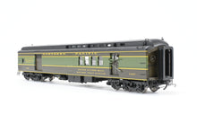 Load image into Gallery viewer, HO Brass W&amp;R Enterprises NP - Northern Pacific Mail &amp; Express Car 1402 - 1421 Factory Painted 1946 NCL No. 1407

