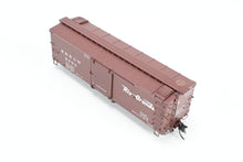 Load image into Gallery viewer, HOn3 Blackstone Models D&amp;RGW - Denver &amp; Rio Grande Western 30’ Economy Door Box Car Flying Grande Herald No. 3083
