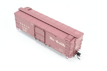 Load image into Gallery viewer, HOn3 Blackstone Models D&amp;RGW - Denver &amp; Rio Grande Western 30&#39; Box Car Flying Grande Herald No. 3028
