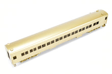 Load image into Gallery viewer, HO Brass Oriental Limited GN - Great Northern Heavyweight Streamstyled Deluxe Coach Nos. 944-949
