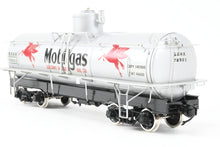 Load image into Gallery viewer, Gauge 1 - 1:24th Scale Brass PSC - Precision Scale Co. Various Roads UTLX Frameless Tank Car Factory Painted SOVX - Mobil Gas No. 78901
