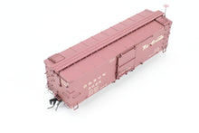 Load image into Gallery viewer, HOn3 Blackstone Models D&amp;RGW - Denver &amp; Rio Grande Western 30&#39; Box Car Flying Grande Herald No. 3028
