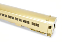 Load image into Gallery viewer, HO Brass Oriental Limited GN - Great Northern Heavyweight Streamstyled Deluxe Coach Nos. 944-949
