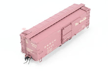 Load image into Gallery viewer, HOn3 Blackstone Models D&amp;RGW - Denver &amp; Rio Grande Western 30&#39; Box Car Flying Grande Herald No. 3044
