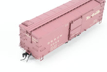 Load image into Gallery viewer, HOn3 Blackstone Models D&amp;RGW - Denver &amp; Rio Grande Western 30&#39; Box Car Flying Grande Herald No. 3044
