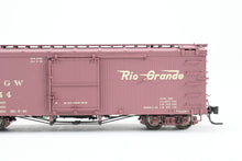 Load image into Gallery viewer, HOn3 Blackstone Models D&amp;RGW - Denver &amp; Rio Grande Western 30&#39; Box Car Flying Grande Herald No. 3044
