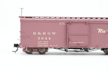 Load image into Gallery viewer, HOn3 Blackstone Models D&amp;RGW - Denver &amp; Rio Grande Western 30&#39; Box Car Flying Grande Herald No. 3044
