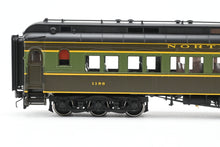Load image into Gallery viewer, HO Brass W&amp;R Enterprises NP - Northern Pacific Baggage-Smoker Factory Painted 1946 NCL No. 1198
