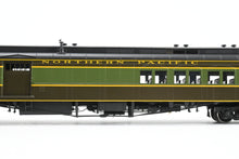 Load image into Gallery viewer, HO Brass W&amp;R Enterprises NP - Northern Pacific Baggage-Smoker Factory Painted 1946 NCL No. 1198
