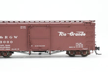 Load image into Gallery viewer, HOn3 Blackstone Models D&amp;RGW - Denver &amp; Rio Grande Western 30&#39; Box Car Flying Grande Herald No. 3000
