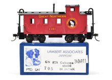 Load image into Gallery viewer, HO Brass Lambert GN - Great Northern #924 Wood Caboose CP X391
