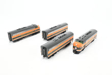 Load image into Gallery viewer, HO Athearn Genesis GN - Great Northern EMD F3-A/F3-B/F3-B/F3-A Phase IV Freight Set Factory Decorated &quot;Empire Builder&quot; Scheme
