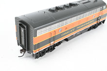 Load image into Gallery viewer, HO Athearn Genesis GN - Great Northern EMD F3-A/F3-B/F3-B/F3-A Phase IV Freight Set Factory Decorated &quot;Empire Builder&quot; Scheme
