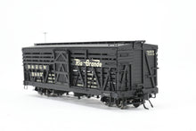 Load image into Gallery viewer, HOn3 Blackstone Models D&amp;RGW - Denver &amp; Rio Grande Western 5500 Series 30&#39; Double Deck Stock Car Flying Grande Herald No. 5803
