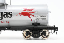 Load image into Gallery viewer, Gauge 1 - 1:32nd Scale Brass PSC - Precision Scale Co. Various Roads 8,000 Gallon Tank Car Factory Painted SVOX - Mobil Gas No. 78901
