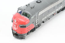 Load image into Gallery viewer, HO Athearn Genesis SP - Southern Pacific EMD F7A Freight &amp; F7B Dual Service Set FP #6231 &amp; 8091
