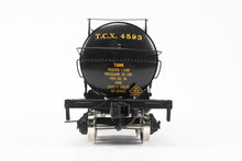 Load image into Gallery viewer, Gauge 1 - 1:32nd Scale Brass PSC - Precision Scale Co. Various Roads 8,000 Gallon Tank Car Factory Painted TXC - The Texas Company Texaco No. 4593
