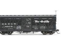 Load image into Gallery viewer, HOn3 Blackstone Models D&amp;RGW - Denver &amp; Rio Grande Western 30&#39; Stock Car Flying Grande No. 5575
