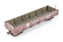 Load image into Gallery viewer, On3 San Juan Car Co. D&amp;RGW - Denver &amp; Rio Grande Western 700-Series Drop Bottom Gondola RTR No 796
