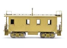 Load image into Gallery viewer, HO Brass Oriental Limited GN - Great Northern 25 Foot Yard Service Caboose
