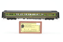 Load image into Gallery viewer, HO Brass W&amp;R Enterprises NP - Northern Pacific Pullman 14-Section Tourist Sleeper 3000 Series Factory Painted Pine Tree No. 3121
