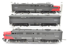 Load image into Gallery viewer, HO Brass Key Imports SP - Southern Pacific ALCO PA3/PB3/PA3 Set CS #55 FP &#39;Bloody Nose&quot; Scheme
