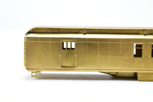 Load image into Gallery viewer, HO Brass Lambert ATSF - Santa Fe Heavyweight RPO Car with Central Valley Trucks

