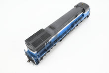 Load image into Gallery viewer, HO Atlas Silver Series BN - Burlington Northern GE U33C FP GN Big Sky Blue and Custom Patched No. 5712 w/ Weathering
