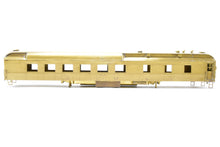 Load image into Gallery viewer, HO Brass Lambert #822 Various Roads Heavyweight Diner NO TRUCKS
