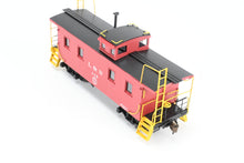 Load image into Gallery viewer, HO Brass DVP - Division Point L&amp;N - Louisville &amp; Nashville 32' Wood Caboose "Little Woody" FP No. 119
