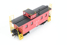 Load image into Gallery viewer, HO Brass DVP - Division Point L&amp;N - Louisville &amp; Nashville 32' Wood Caboose "Little Woody" FP No. 119
