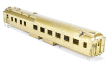 Load image into Gallery viewer, HO Brass Lambert #822 Various Roads Heavyweight Diner NO TRUCKS
