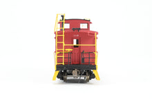 Load image into Gallery viewer, HO Brass DVP - Division Point L&amp;N - Louisville &amp; Nashville 32' Wood Caboose "Little Woody" FP No. 119
